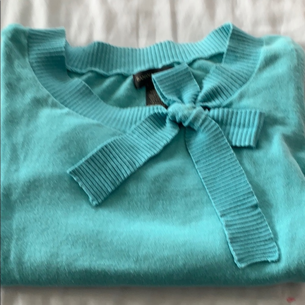 3/4 lt. blue sweater
